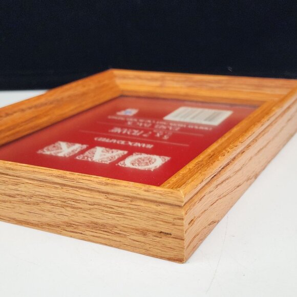 Handcrafted Oak 5x7 Picture Frame With Easel Back Display Made In USA - Picture 8 of 10